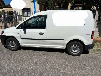 Usata VW Caddy 110 CV (80 kW) 2011 Bianco Monovolume