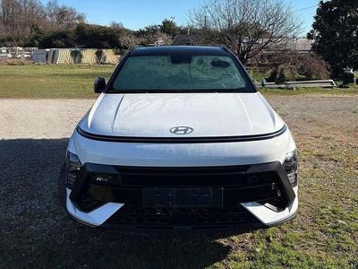 Usata Hyundai Kona N Line 105 CV (77 kW) 2023 Bianco SUV