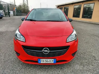 Usata Opel Corsa Edition 75 CV (55 kW) 2017 Rosso Utilitaria