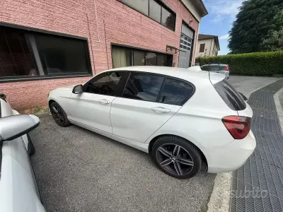 Gebraucht BMW 118 Sport Line 150 PS (110 kW) 2017 Weiß Kleinwagen