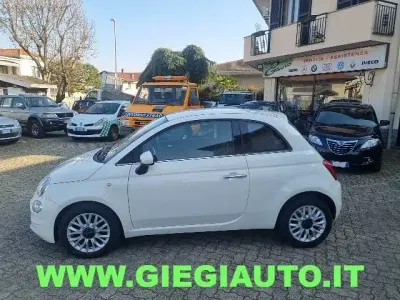 Usata Fiat 500 Lounge 85 CV (62 kW) 2019 Bianco pastello Utilitaria
