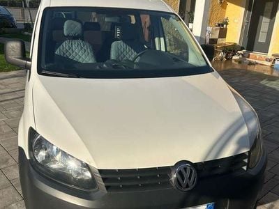 VW Caddy