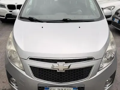 Begagnad Chevrolet Spark LS 68 HK (50 kW) 2011 Grå Halvkombi