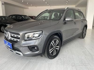 Mercedes GLB200