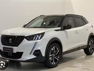 Usata Peugeot 2008 GT 131 CV (96 kW) 2021 Bianco SUV