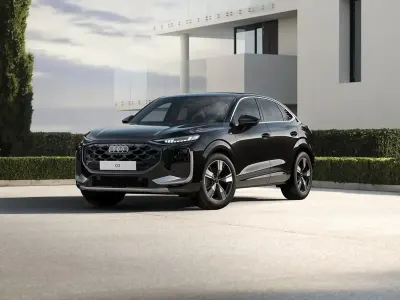 Nuova Audi Q3 Sportback Comfort 2026 Nero mito metallizzato SUV