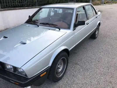 Usata Maserati 420 209 CV (153 kW) 1986 Argento Berlina