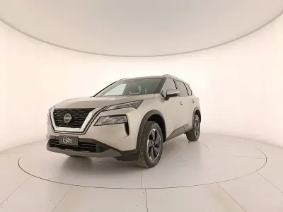 Usata Nissan X-Trail N-Connecta 204 CV (150 kW) 2025 Rosso SUV