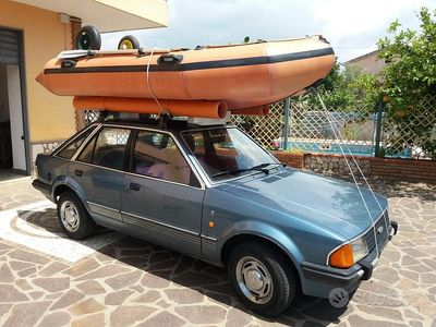 Usata Ford Escort 69 CV (50 kW) 1982 Blu Berlina