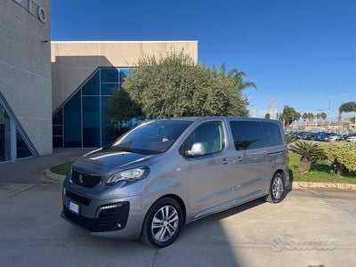 Usata Peugeot Traveller Active 176 CV (129 kW) 2021 Grigio Monovolume