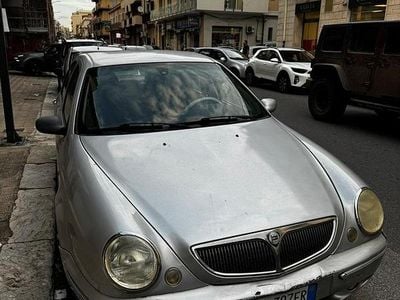 Usata Lancia Lybra 150 CV (110 kW) 2002 Grigio Berlina