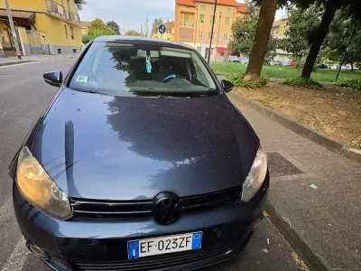 Usata VW Golf VI Comfortline 105 CV (77 kW) 2011 Utilitaria