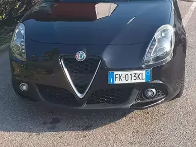 Usata Alfa Romeo Giulietta 120 CV (88 kW) 2017 Nero Utilitaria