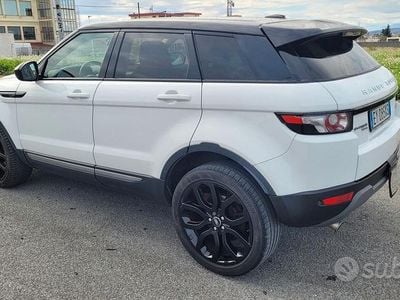 Usata Land Rover Range Rover evoque 150 CV (110 kW) 2015 Bianco Berlina