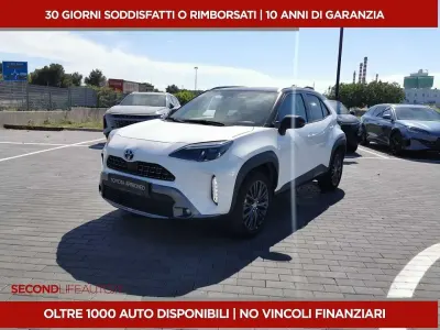 Usata Toyota Yaris 116 CV (85 kW) 2022 Argento Utilitaria