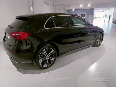Käytetty Mercedes A200 163 HP (119 kW) 2020 Musta Farmari