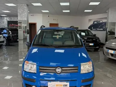 Usata Fiat Panda Emotion 60 CV (44 kW) 2004 Blu Utilitaria