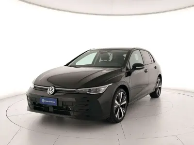 Usata VW Golf VIII Edition 204 CV (150 kW) 2025 Grenadill black metallizzato Berlina