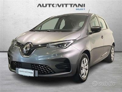 Usata Renault Zoe Iconic 50 kW (68 CV) 2023 Grigio Utilitaria