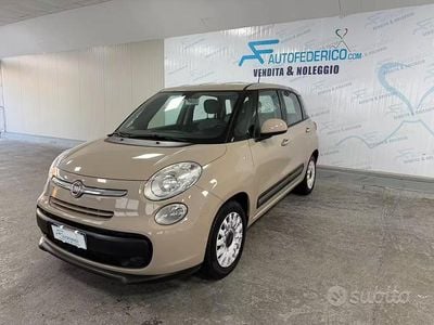Usata Fiat 500L Lounge 105 CV (77 kW) 2014 Beige Monovolume