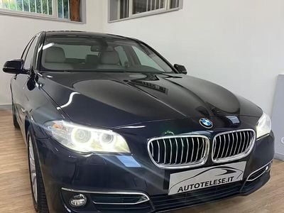 Usata BMW 525 Luxury Line 218 CV (160 kW) 2015 Blu Berlina