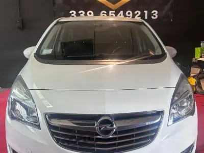 Usata Opel Meriva Cosmo 110 CV (80 kW) 2014 Bianco Monovolume