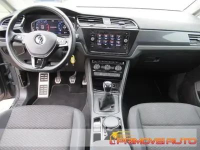 Begagnad VW Touran United 150 HK (110 kW) 2020 Grå Minibuss