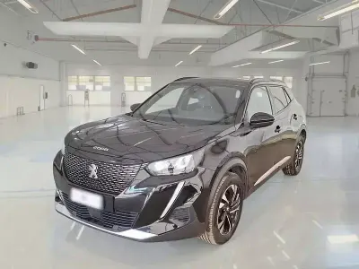 Usata Peugeot 2008 Allure 131 CV (96 kW) 2023 Nero SUV