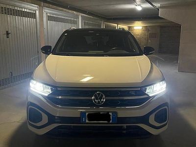 Usata VW T-Roc R-line 200 CV (147 kW) 2024 Bianco SUV