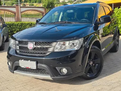 Usata Fiat Freemont 140 CV (102 kW) 2012 Nero SUV