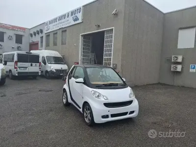 Usata Smart ForTwo Coupé 84 CV (61 kW) 2010 Bianco Coupé