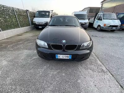 Usata BMW 120 143 CV (105 kW) 2008 Nero Utilitaria