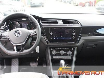Usata VW Touran Comfortline 150 CV (110 kW) 2022 Blu Monovolume