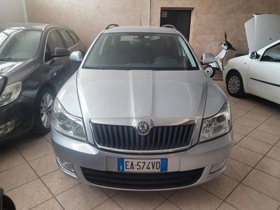 usata Skoda Octavia 1.6 TDI CR F.AP. Wagon Ambition