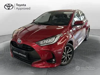 Usata Toyota Yaris Hybrid Trend 116 CV (85 kW) 2022 Rosso Berlina