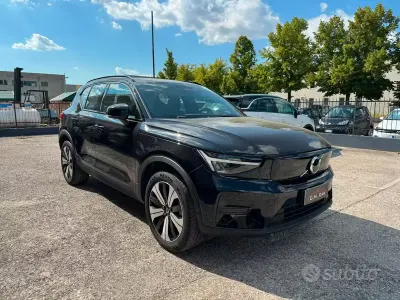 Usata Volvo XC40 Core 80 kW (109 CV) 2023 Nero SUV