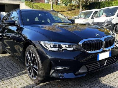 Usata BMW 318 Sport Line 150 CV (110 kW) 2022 Nero Station wagon