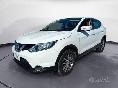 Usata Nissan Qashqai Acenta 110 CV (80 kW) 2016 Bianco SUV