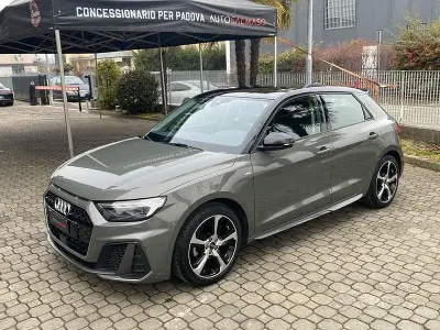 Usata Audi A1 S-Line 116 CV (85 kW) 2025 Grigio SUV