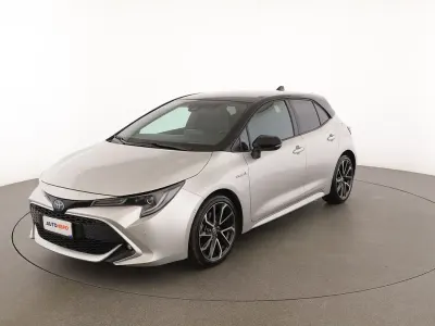 Usata Toyota Corolla Lounge 184 CV (135 kW) 2021 Argento