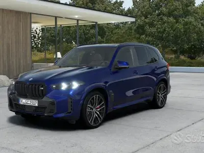 Nuova BMW X5 M M Sport 530 CV (389 kW) 2026 Bluazzurro SUV