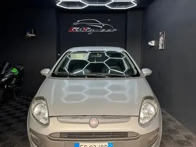 Usata Fiat Punto Evo Active 65 CV (47 kW) 2010 Grigio Utilitaria