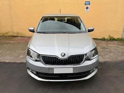 Usata Skoda Fabia 74 CV (54 kW) 2018 Argento Berlina