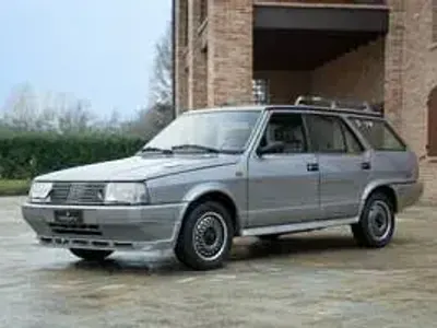 Usata Fiat Regata Weekend 65 CV (47 kW) 1987 Grigio Station wagon