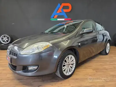 Usata Fiat Bravo Dynamic 90 CV (66 kW) 2009 Grigio Utilitaria