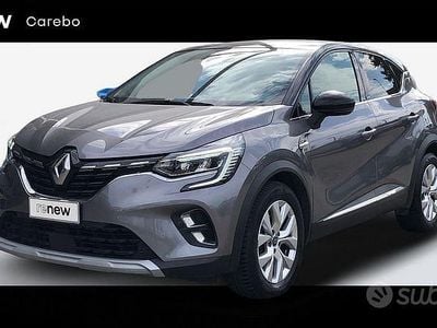 Usata Renault Captur Intens 160 CV (117 kW) 2022 Grigio scuro SUV