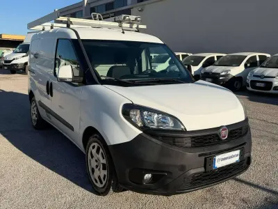 Usata Fiat Doblò 120 CV (88 kW) 2019 Bianco Monovolume