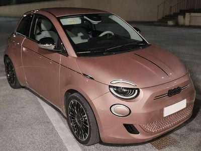 Usata Fiat 500e La Prima 42 kW (58 CV) 2025 Oro Utilitaria