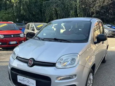Usata Fiat Panda Easy 69 CV (50 kW) 2016 Argento Utilitaria