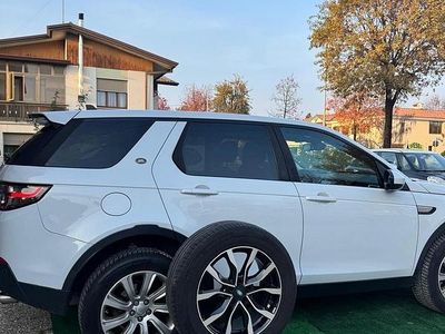 Usata Land Rover Discovery Sport HSE 180 CV (132 kW) 2016 Bianco SUV